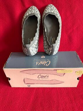 Skechers Women's Cleo 2.0- US size 9-Slip-on Casual Ballet Flats-Finish Line